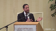 
	This lecture, which took place at the Chabad Lay Leadership Forum 2013, will help you explore how to trancend your limitations and access the resources of your infinite potential to enjoy new dimensions of growth, leadership and achievment.