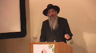 
	Who decides the moment of death, how is it determined, and how does this determination affect us all?

	Rabbi Berel Bell, an expert on medical issues in Jewish law, gives a history of the determination of what is death and what is life