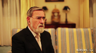 
	3 minutes of inspiration.

	When does the "Bread of Affliction" become the "Bread of Freedom"? Rabbi Jonathan Sacks OB"M gives a eye opening explanation for the opening invitation to the Seder.